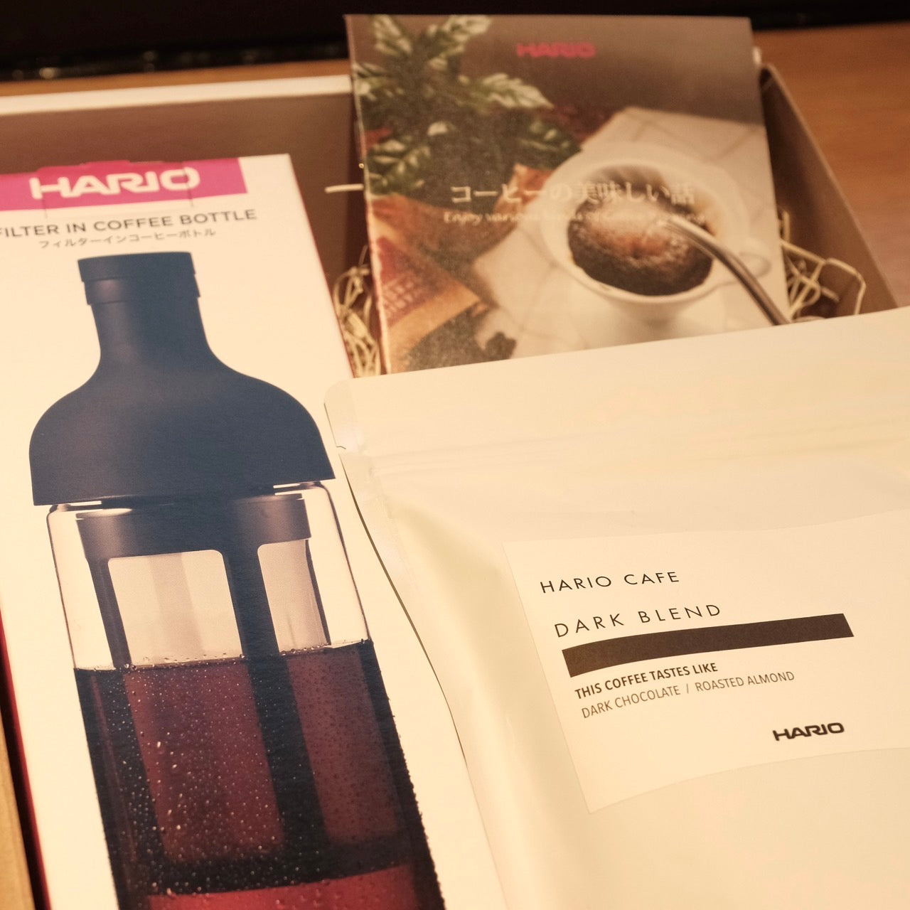 HARIO CAFE GIFT フィルターインコーヒーボトル（黒） & コーヒー 200g